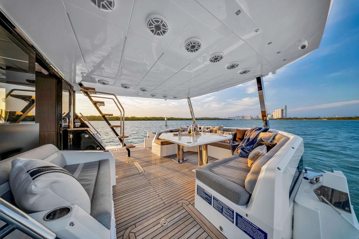 2022 Galeon 68 