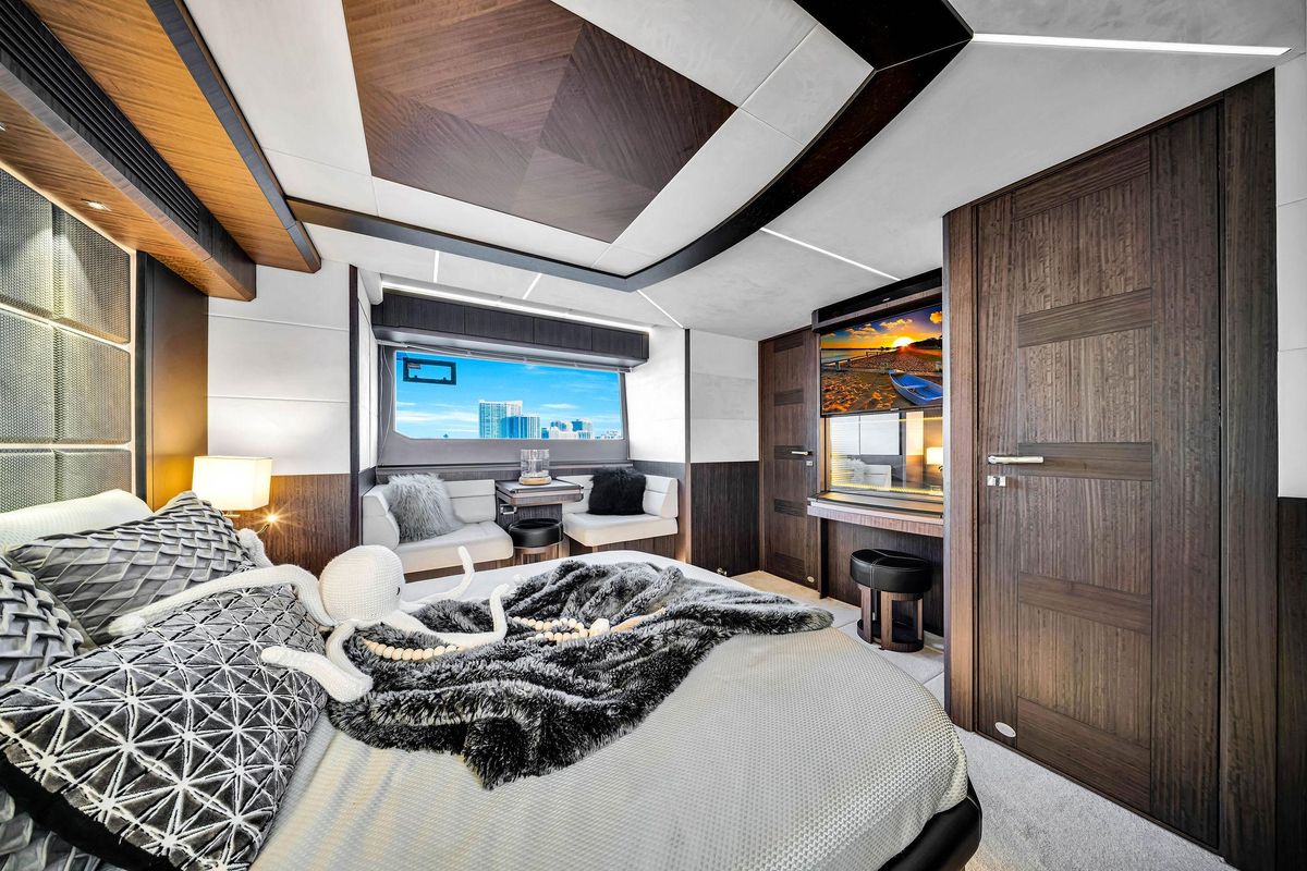 2022 Galeon 68 