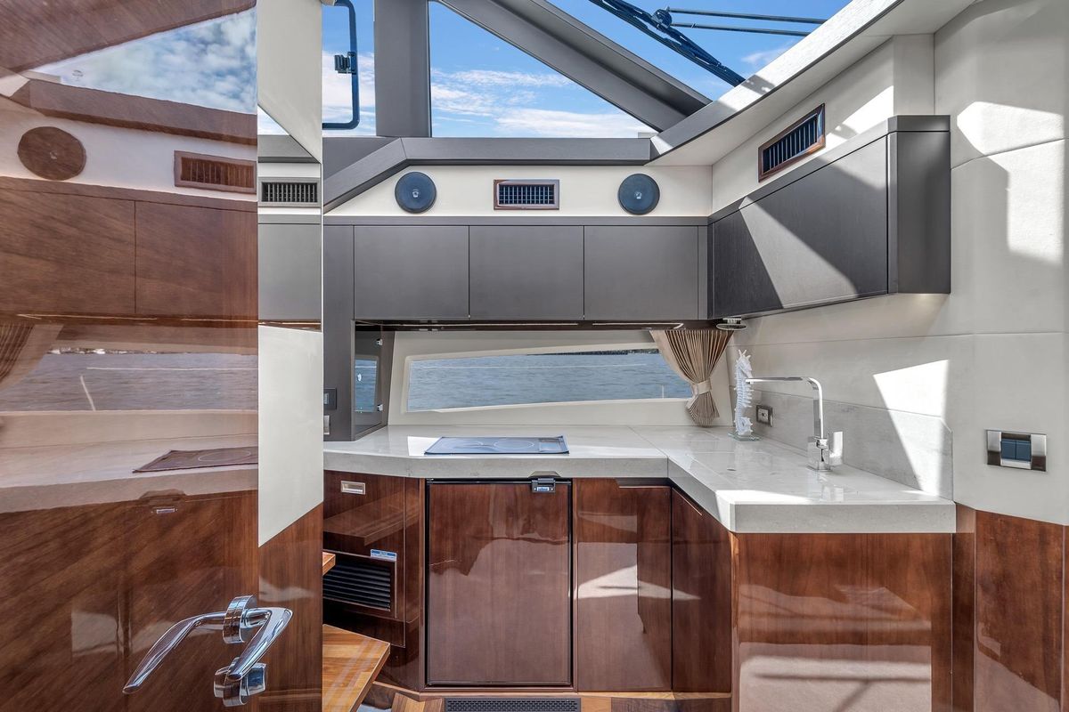 2023 Galeon 42 