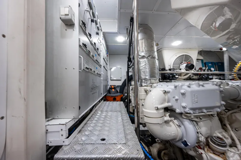 Panda Yacht Photos Pics 