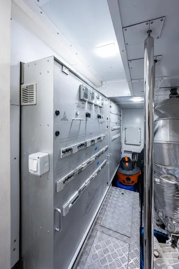 Panda Yacht Photos Pics 