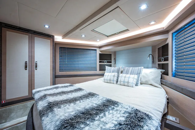 Panda Yacht Photos Pics 