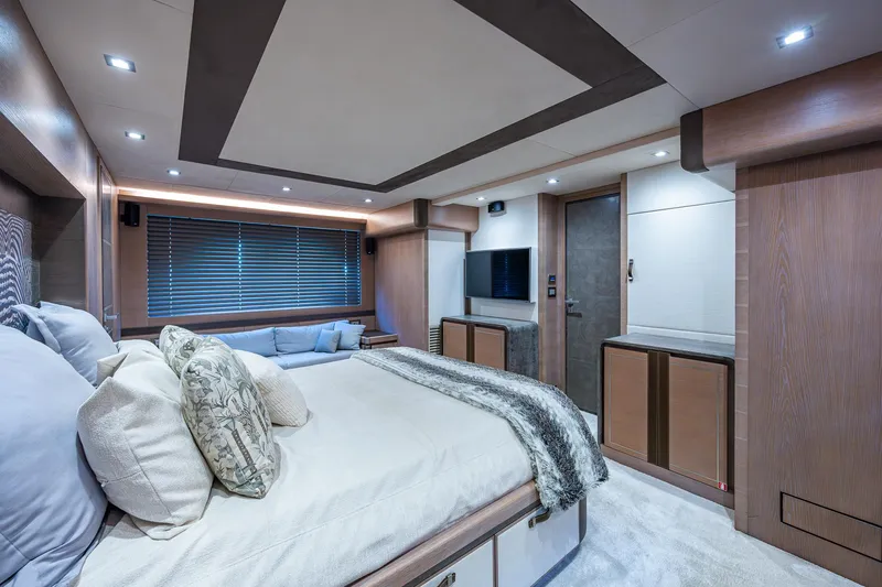 Panda Yacht Photos Pics 