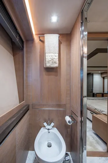 Panda Yacht Photos Pics 