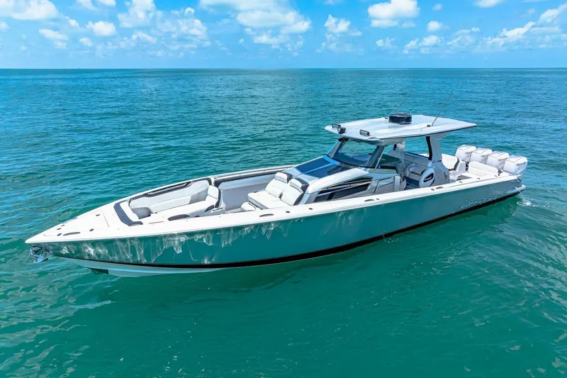 Rod's Jewel Yacht Photos Pics 