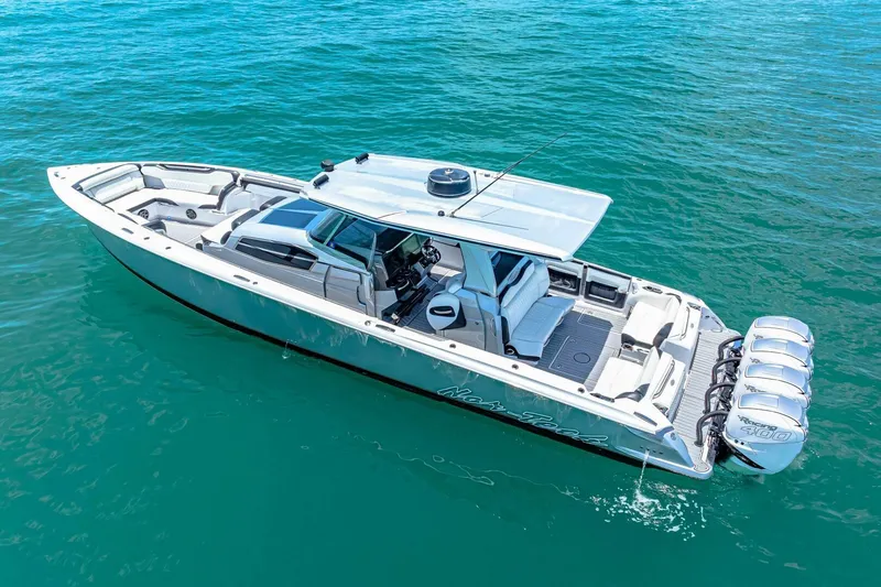 Rod's Jewel Yacht Photos Pics 