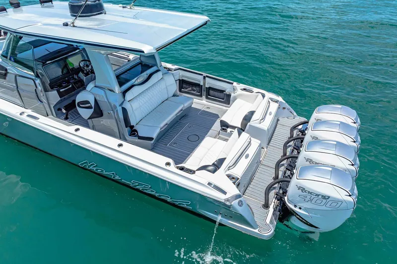 Rod's Jewel Yacht Photos Pics 