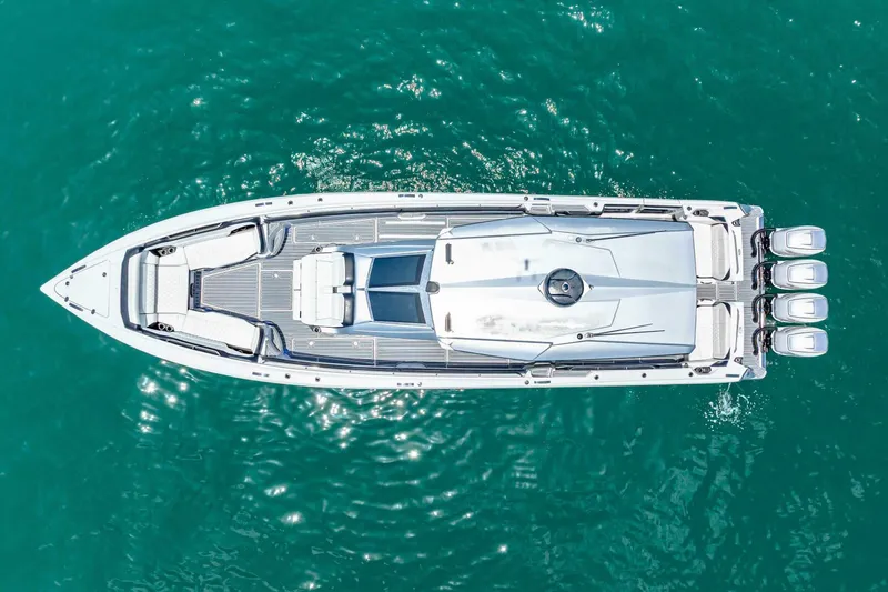 Rod's Jewel Yacht Photos Pics 