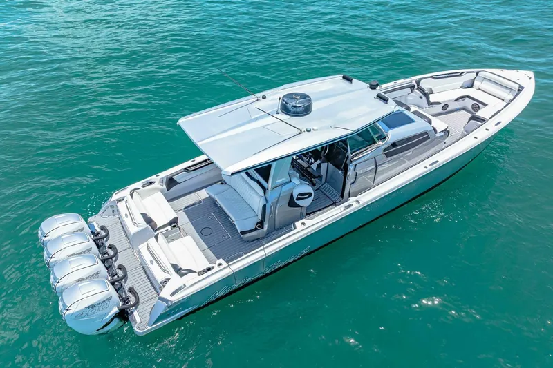 Rod's Jewel Yacht Photos Pics 