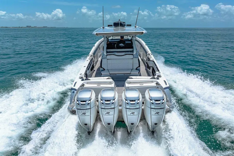 Rod's Jewel Yacht Photos Pics 