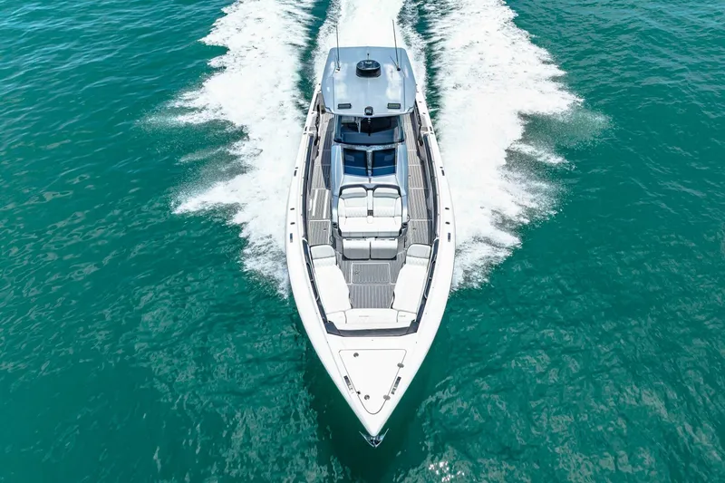 Rod's Jewel Yacht Photos Pics 