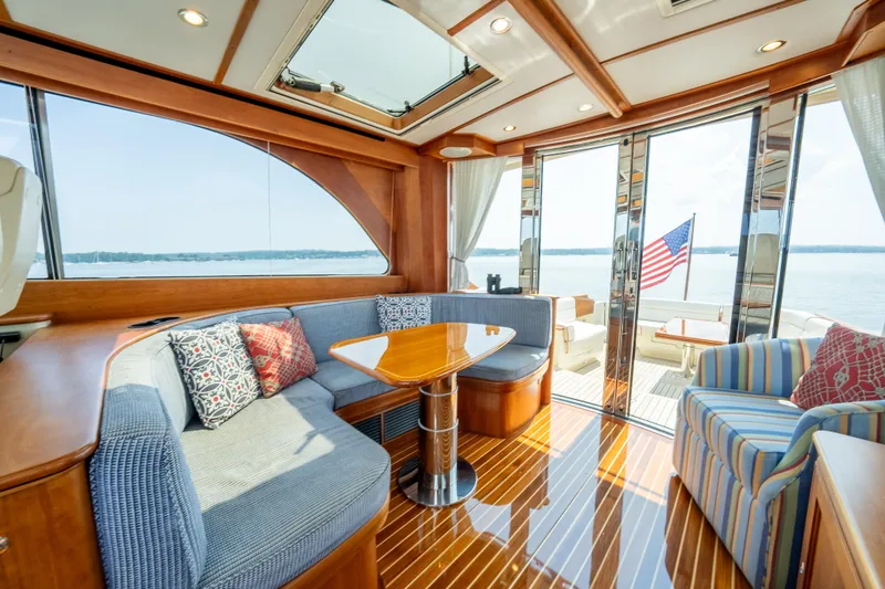 Concerto In Sea Yacht Photos Pics Salon Table