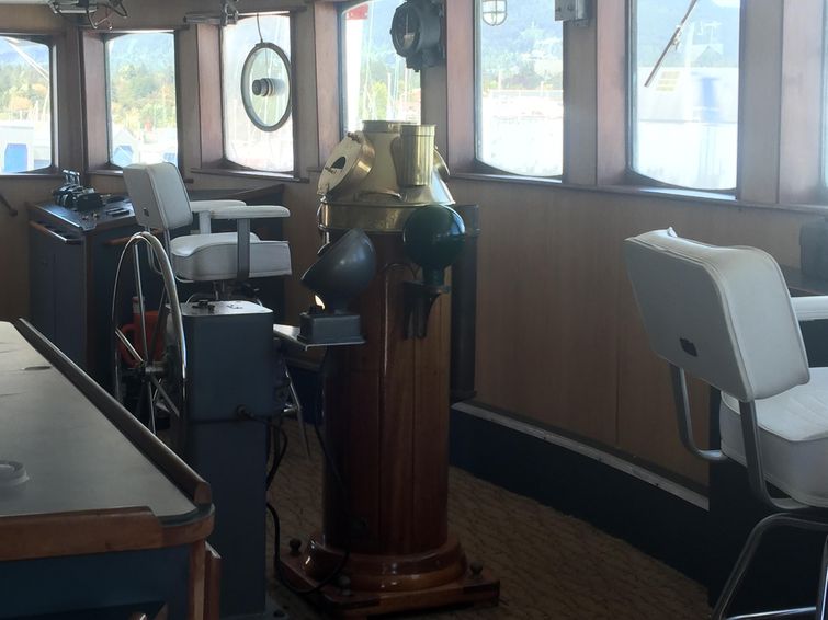 1962-189-custom-passenger-ship