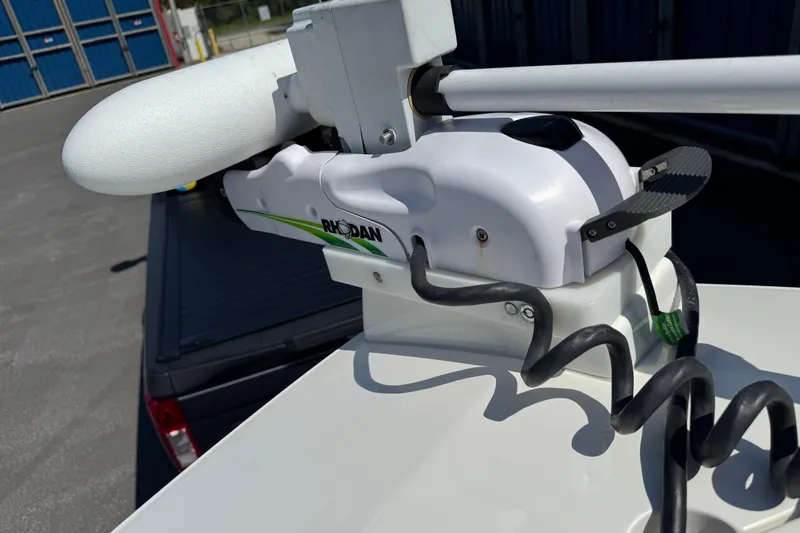  Yacht Photos Pics Rhodan trolling motor on 2024 SeaVee 32Z boat, close-up view.