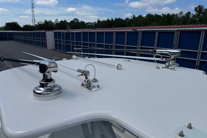  Yacht Photos Pics 2024 SeaVee 32Z boat roof with mounted antennas and equipment.