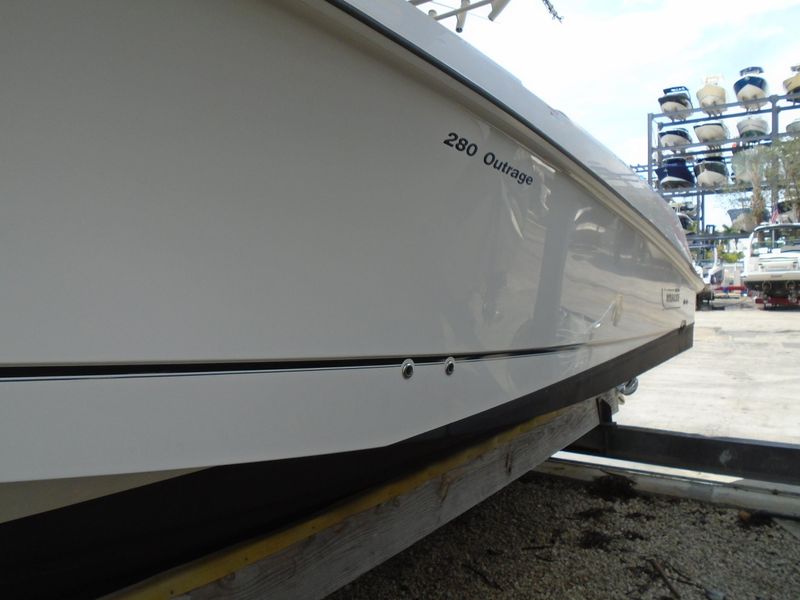 2014 Boston Whaler 280 Outrage