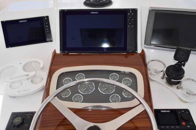 1997 Viking Flybridge with Tower