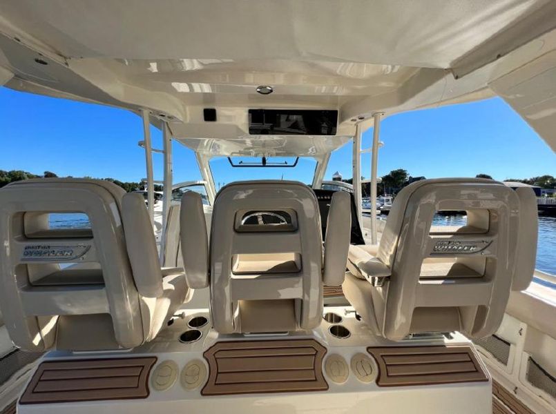 2016 Boston Whaler 420 Outrage