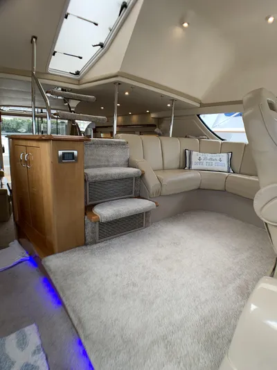 2006 56 Carver Voyager Yacht Photos Pics 