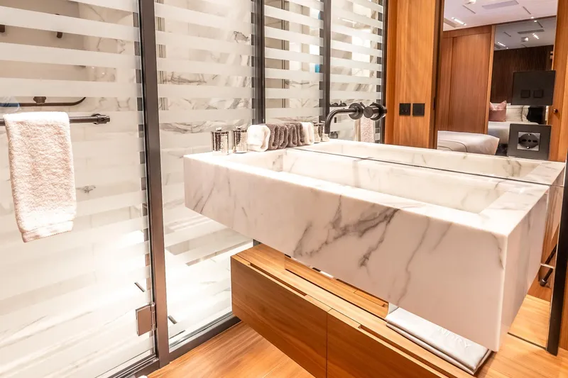 Neverland Yacht Photos Pics Luxurious bathroom with marble sink in 2020 Sanlorenzo 44 Alloy yacht.