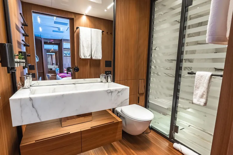 Neverland Yacht Photos Pics Luxurious bathroom on 2020 Sanlorenzo 44 Alloy yacht with marble sink and modern design.