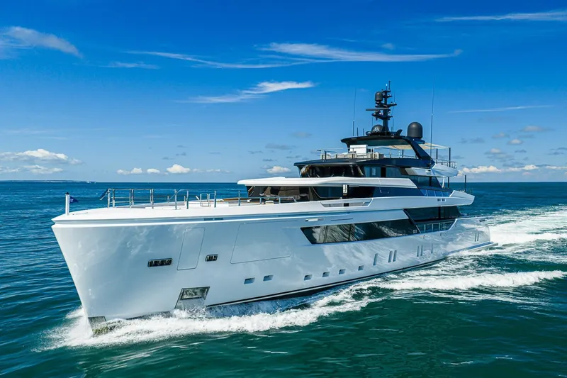 Neverland Yacht Photos Pics Luxury Sanlorenzo 44 Alloy yacht cruising on open sea, 2020 model.