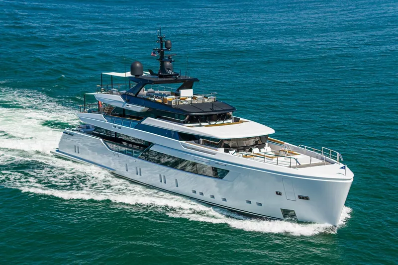 Neverland Yacht Photos Pics Luxury Sanlorenzo 44 Alloy yacht cruising on open sea, 2020 model.