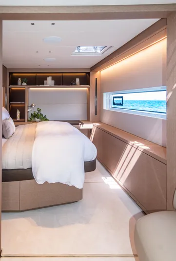  Yacht Photos Pics Great Views from the Master Bedroom