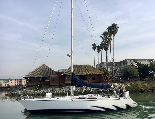 1983 Peterson Serendipity 43