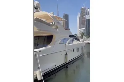 2008 Azimut Fly 62