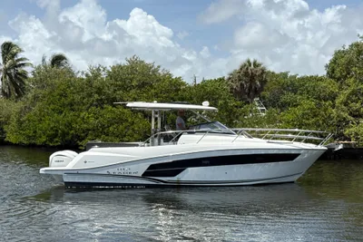 Jeanneau Leader 10.5 WA Series 2