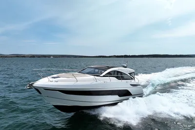 2019 Fairline Targa 43