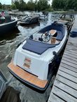 2022 Corsiva 595 Tender DEMO