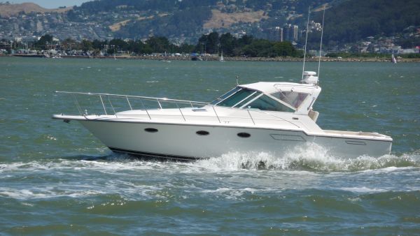 1994 Tiara Yachts 3300 Open