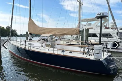 J Boats J/124