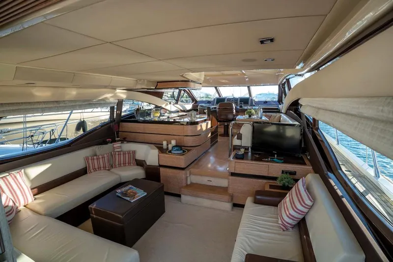 Toy Yacht Photos Pics 