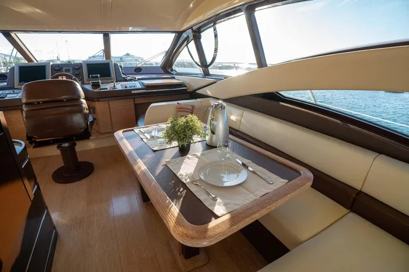 Toy Yacht Photos Pics 