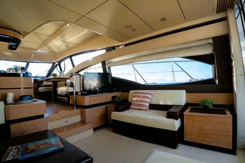 Toy Yacht Photos Pics 