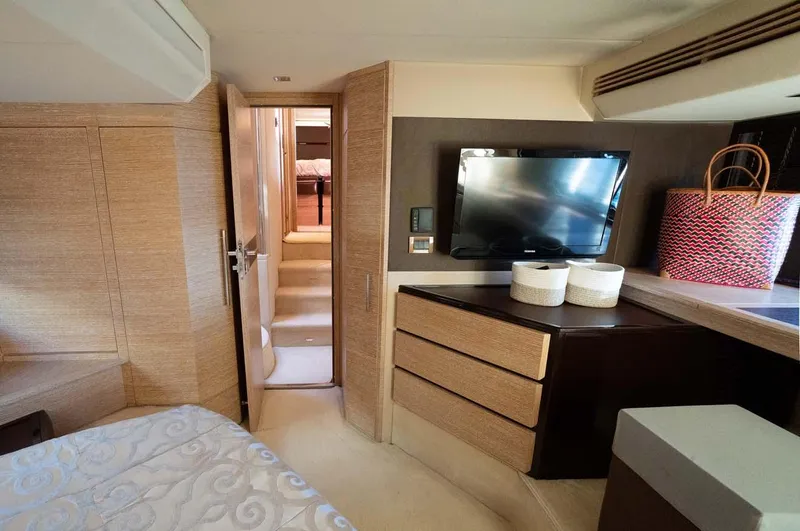 Toy Yacht Photos Pics 