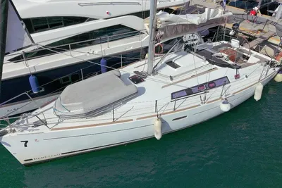 2013 Beneteau Oceanis 370