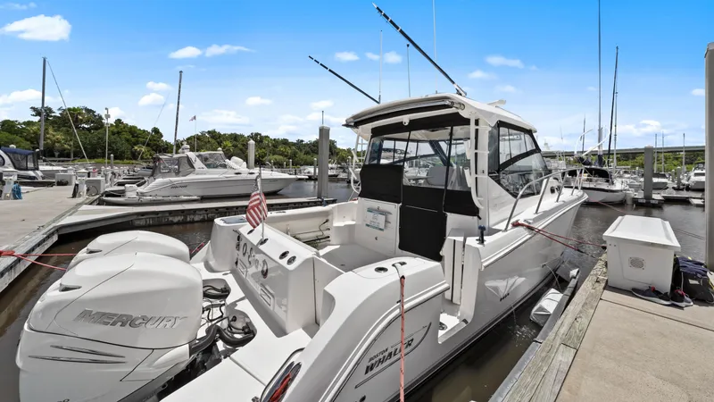 Aventura Yacht Photos Pics Boston Whaler 32 - O Sea D - Side Dive Door
