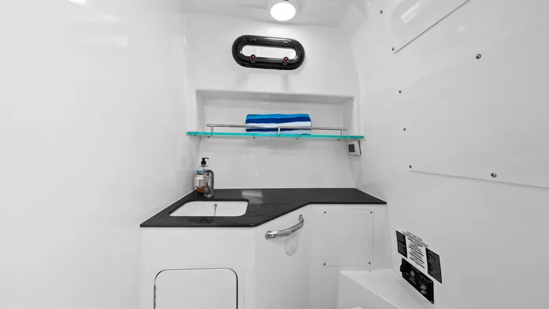 Aventura Yacht Photos Pics Boston Whaler 32 - O Sea D - Head