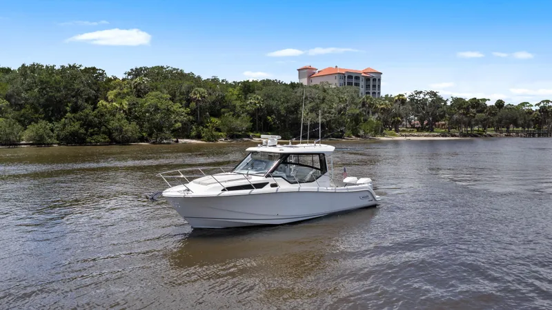 Aventura Yacht Photos Pics Boston Whaler 32 - O Sea D - Profile
