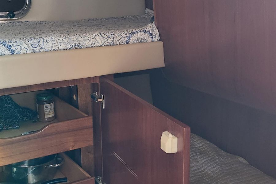 2003 Tiara Yachts 4400 Sovran