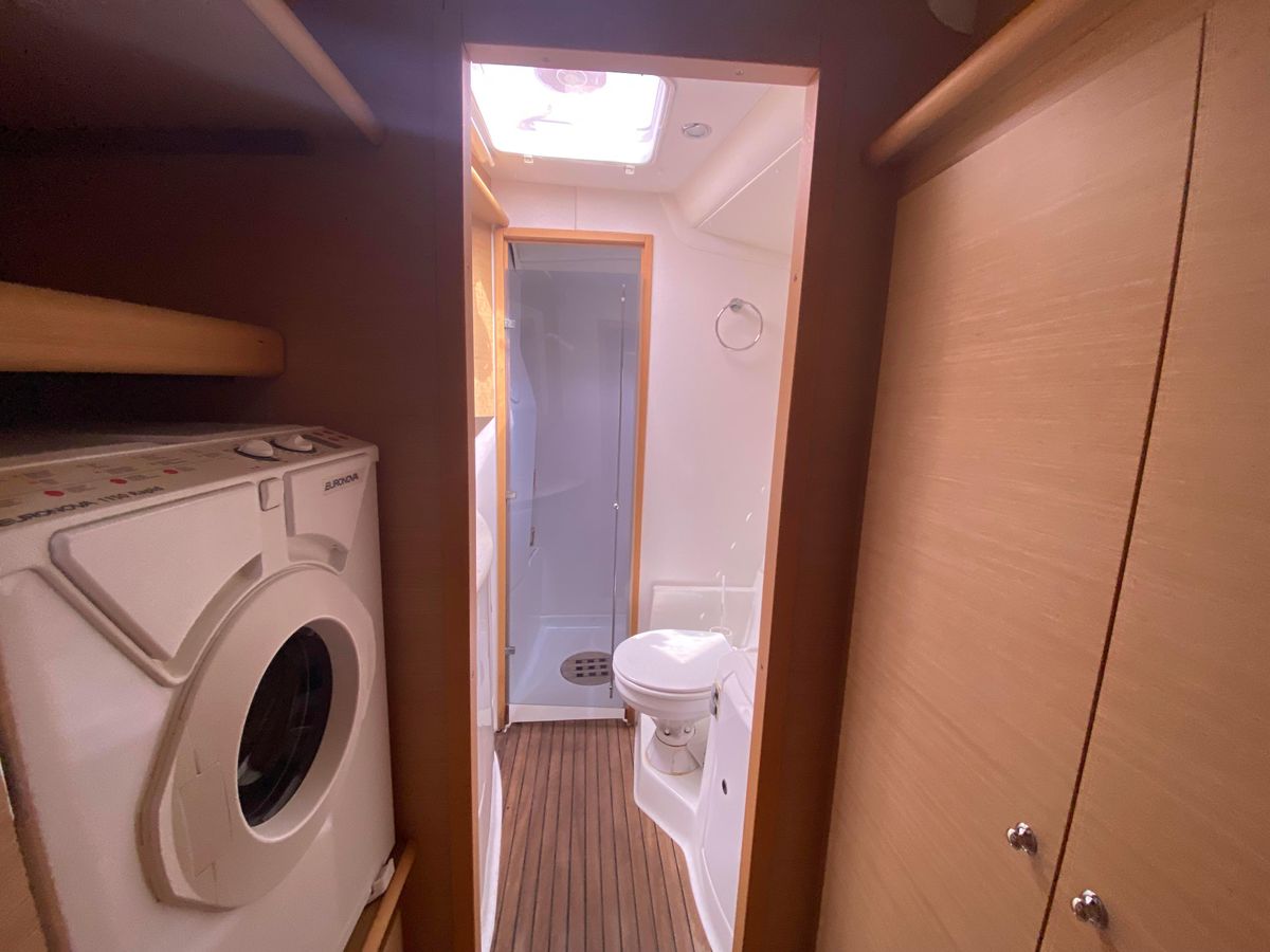 2009 Lagoon 44 