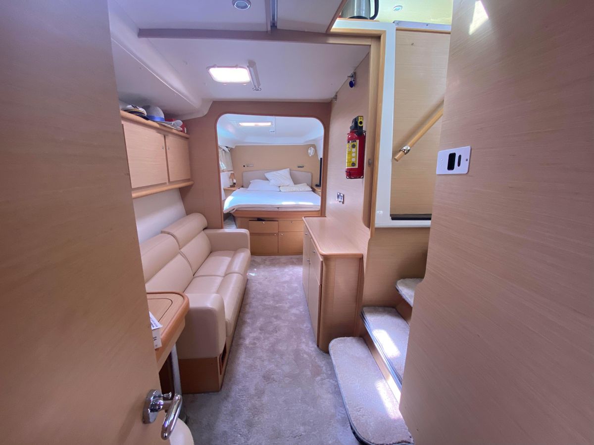 2009 Lagoon 44 