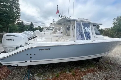 Pursuit S 328