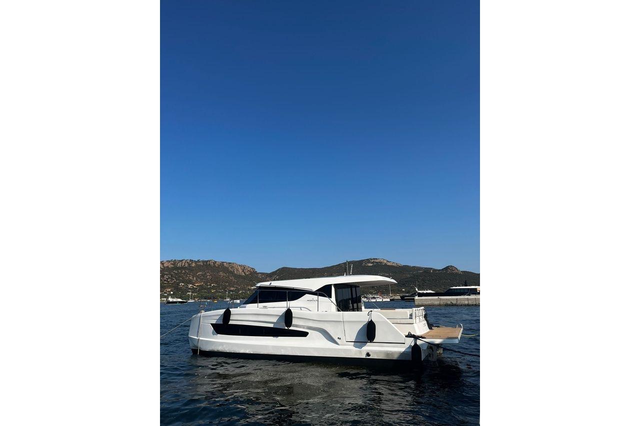 2026 Aventura 38 MY SEDAN