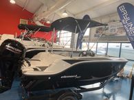 2023 Bayliner Element M15
