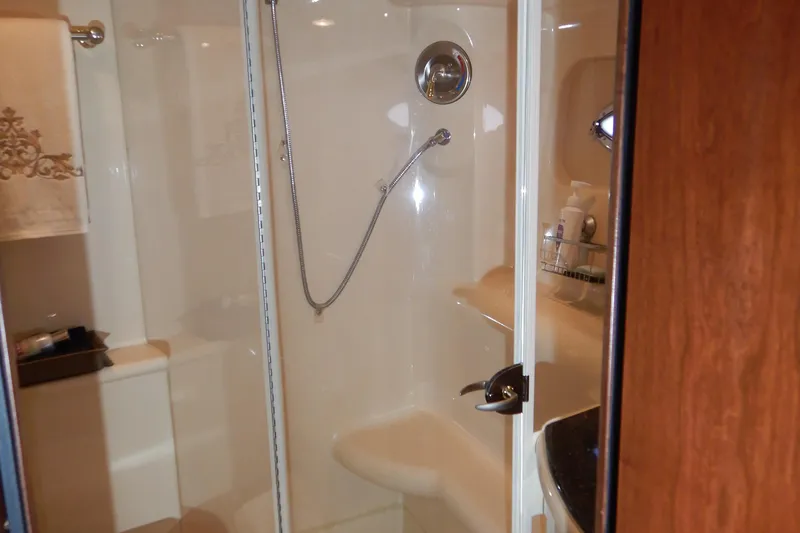 Odyssey Yacht Photos Pics Luxurious shower in 2008 Meridian 411 Sedan yacht bathroom.